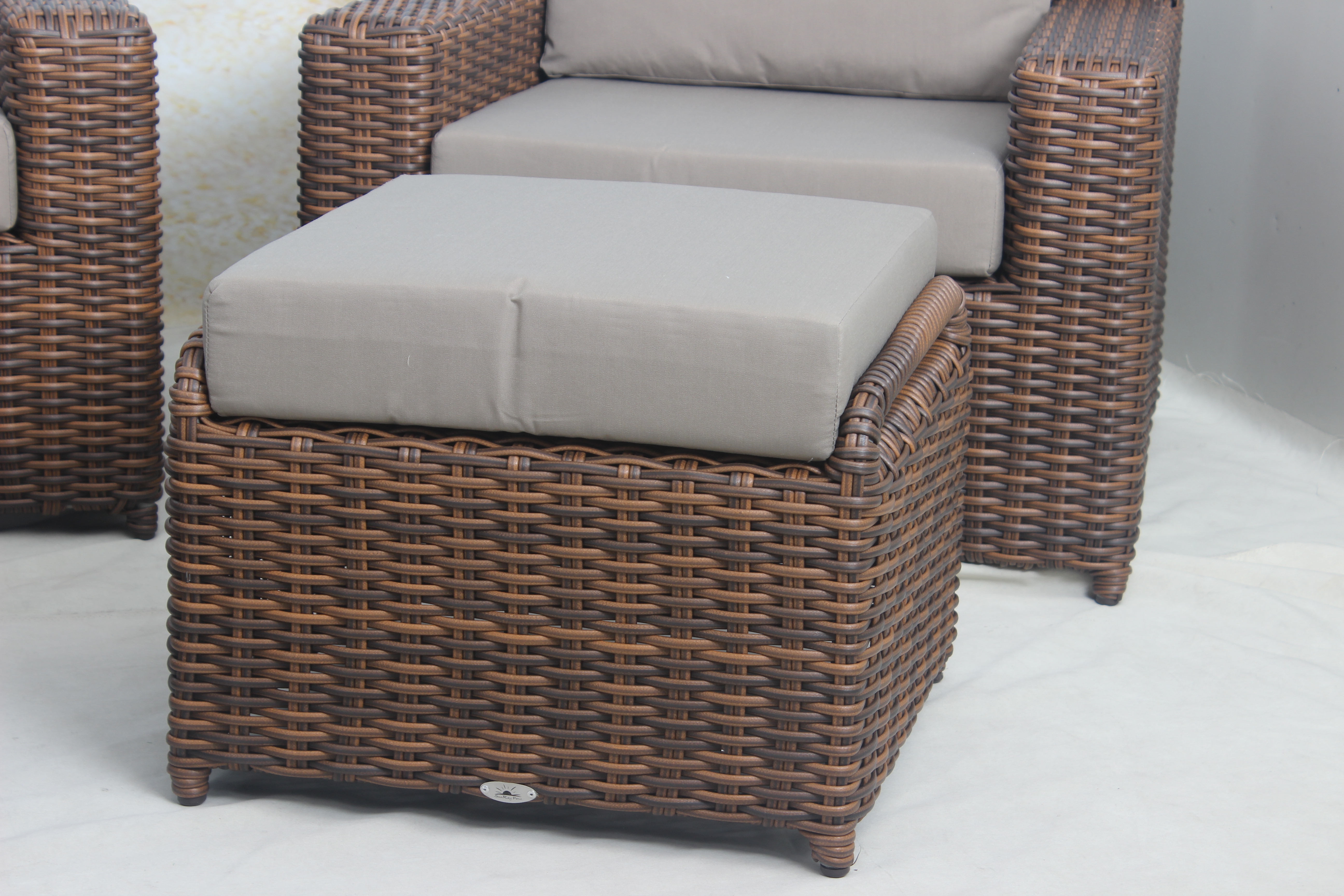Geflochtenes, braunes, modernes Outdoor-Sofa-Set aus Korbgeflecht