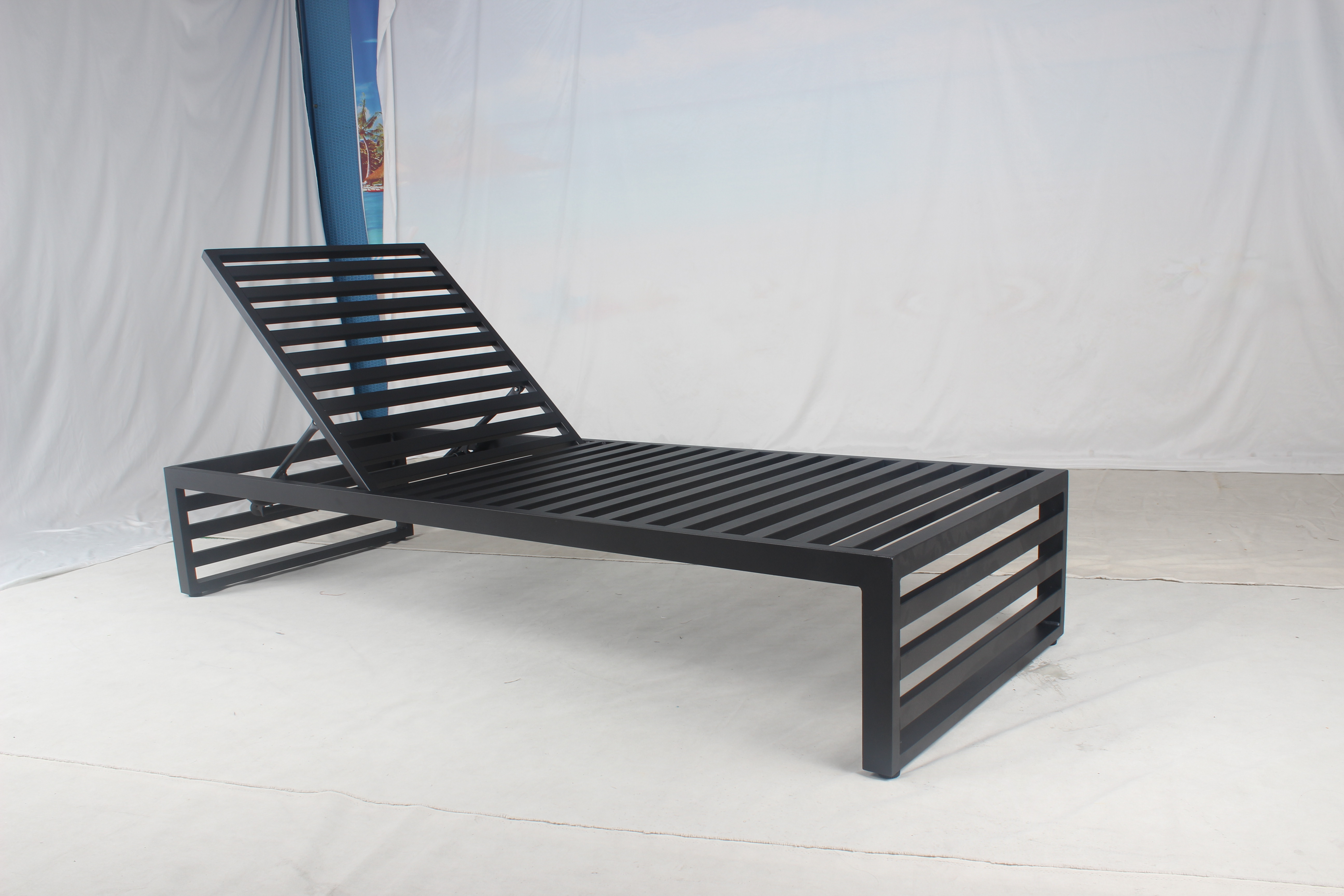 Lässiges Outdoor-Einzelbett aus Aluminium in Schwarz