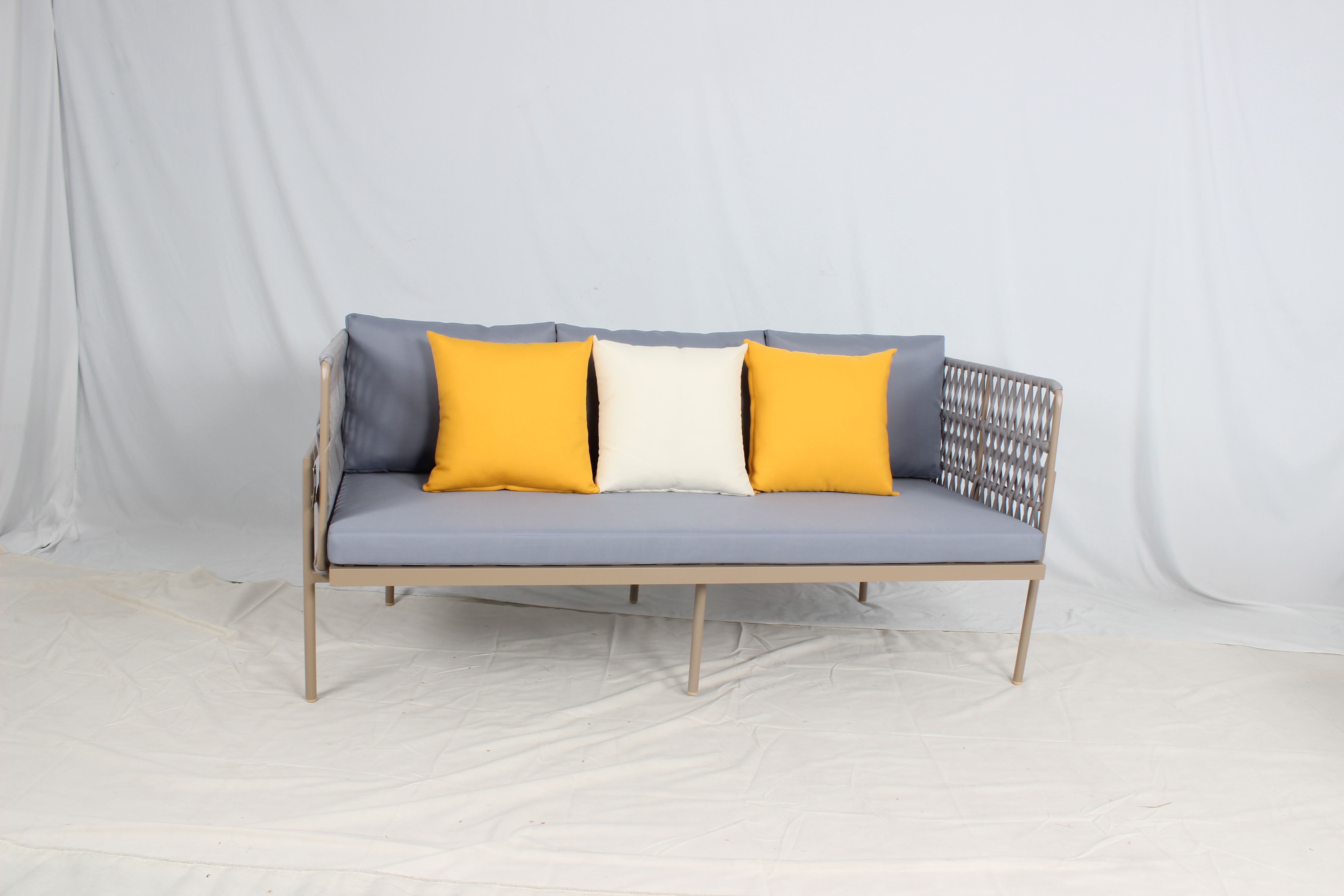 Geflochtenes graues modernes Outdoor-Sofa-Set